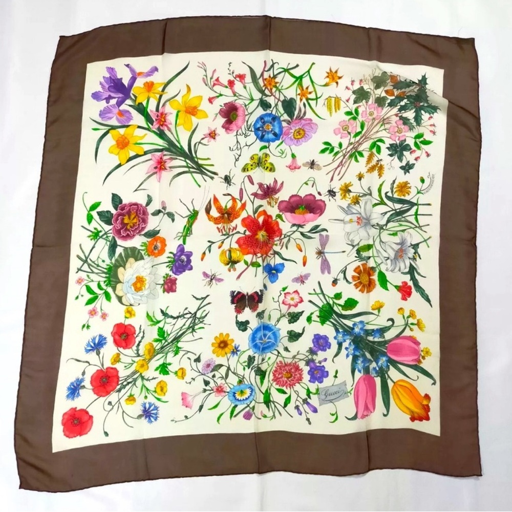 Vintage Gucci V. Accornero Flora Silk Scarf